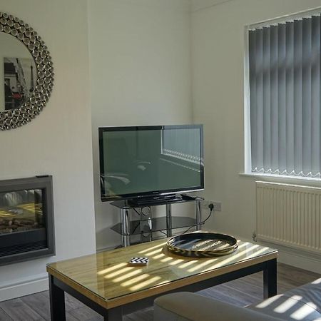 Palm House Apartamento Widnes Exterior foto