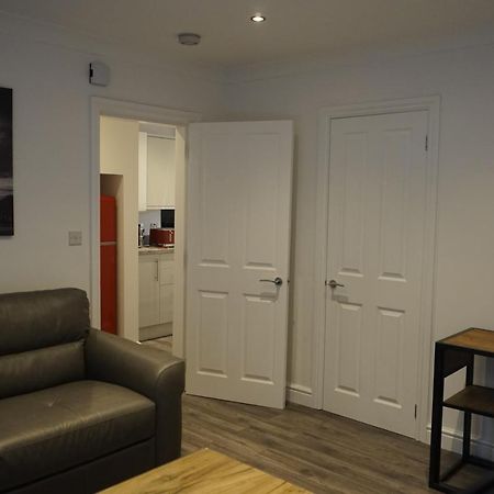 Palm House Apartamento Widnes Exterior foto